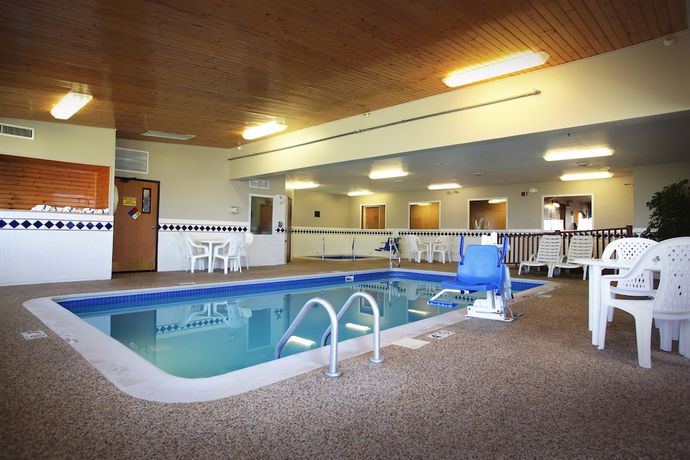 Imagen de la piscina del Hotel Ramada By Wyndham Spirit Lake/okoboji. Foto 14