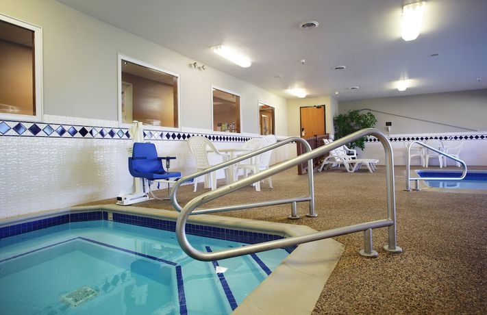 Imagen de la piscina del Hotel Ramada By Wyndham Spirit Lake/okoboji. Foto 18