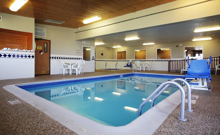 Imagen de la piscina del Hotel Ramada By Wyndham Spirit Lake/okoboji. Foto 19