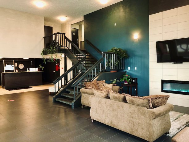 Imagen de los interiores del Hotel Ramada By Wyndham Spokane Valley. Foto 17