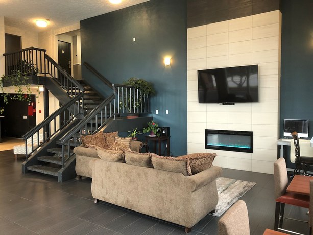 Imagen de los interiores del Hotel Ramada By Wyndham Spokane Valley. Foto 19