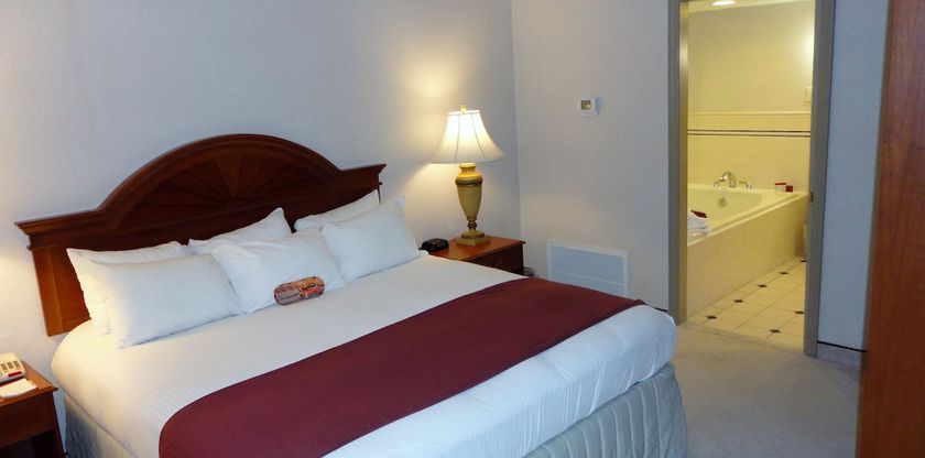 Imagen de la habitación del Hotel Ramada By Wyndham State College and Conference Center. Foto 5
