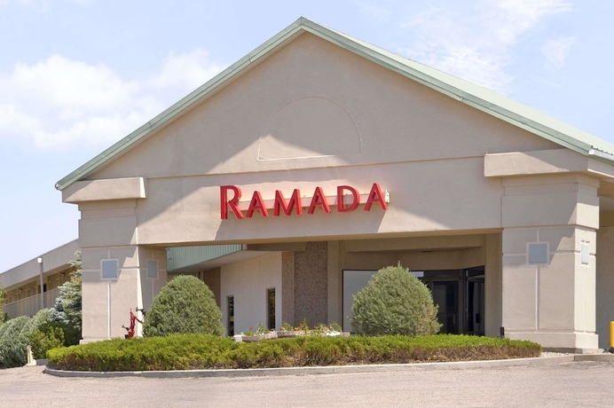Imagen general del Hotel Ramada By Wyndham Sterling. Foto 1