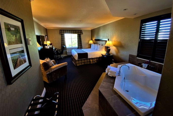 Imagen de la habitación del Hotel Ramada By Wyndham Surrey/langley. Foto 18