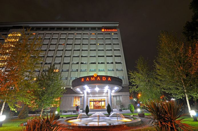Imagen general del Hotel Ramada By Wyndham Tashkent. Foto 3