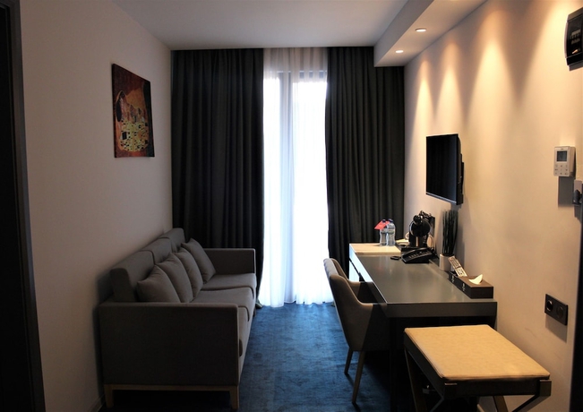 Imagen de la habitación del Hotel Ramada By Wyndham Tbilisi Old City. Foto 5