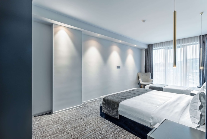 Imagen de la habitación del Hotel Ramada By Wyndham Tbilisi Old City. Foto 11