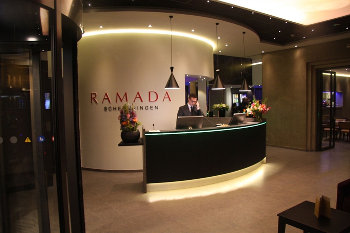 Imagen de los interiores del Hotel Ramada By Wyndham The Hague Scheveningen. Foto 14