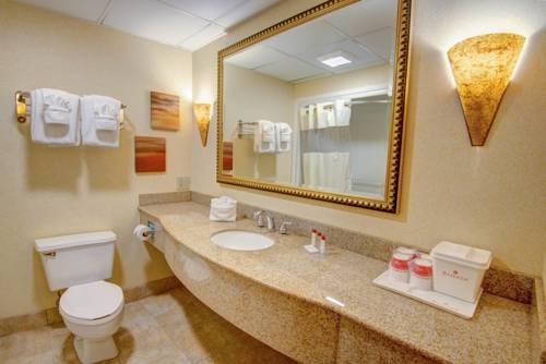 Imagen de la habitación del Hotel Ramada By Wyndham Toms River. Foto 6