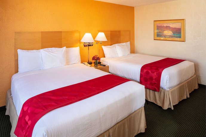 Imagen de la habitación del Hotel Ramada By Wyndham Tucson. Foto 8