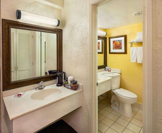 Imagen de la habitación del Hotel Ramada By Wyndham Tucson. Foto 13