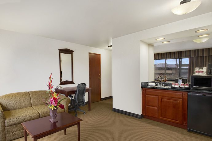 Imagen de la habitación del Hotel Ramada By Wyndham Tukwila Southcenter. Foto 9