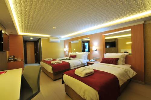 Imagen de la habitación del Hotel Ramada By Wyndham Usak. Foto 5