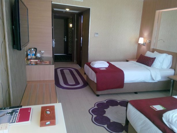 Imagen de la habitación del Hotel Ramada By Wyndham Usak. Foto 20