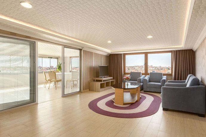 Imagen de la habitación del Hotel Ramada By Wyndham Usak. Foto 22