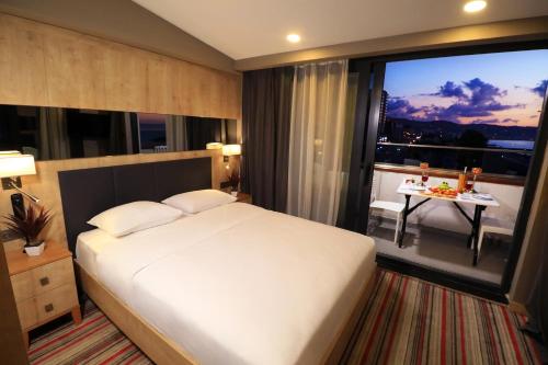 Imagen general del Hotel Ramada By Wyndham Vakfıkebir. Foto 9