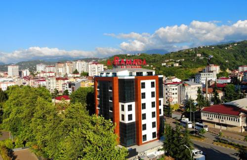 Imagen general del Hotel Ramada By Wyndham Vakfıkebir. Foto 11