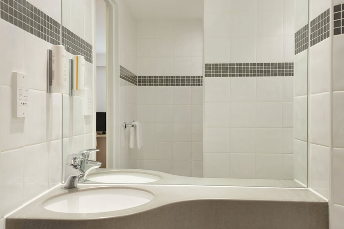 Imagen de la habitación del Hotel Ramada By Wyndham Wakefield. Foto 10