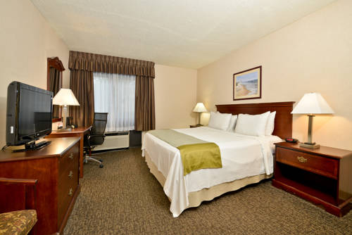 Imagen de la habitación del Hotel Ramada By Wyndham Waukegan/great Lakes. Foto 6