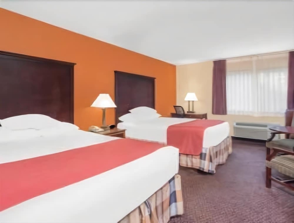 Imagen de la habitación del Hotel Ramada By Wyndham Waupaca. Foto 7