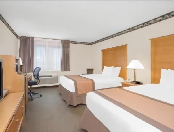 Imagen de la habitación del Hotel Ramada By Wyndham Waupaca. Foto 11