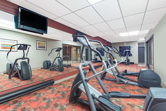 Imagen de los interiores del Hotel Ramada By Wyndham Williams Lake. Foto 18