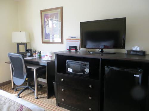 Imagen de la habitación del Hotel Ramada By Wyndham Wisconsin Dells. Foto 2