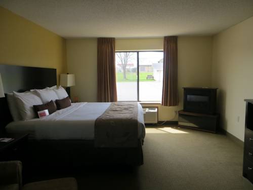 Imagen de la habitación del Hotel Ramada By Wyndham Wisconsin Dells. Foto 8