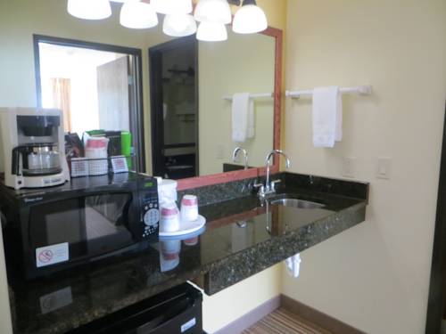 Imagen de la habitación del Hotel Ramada By Wyndham Wisconsin Dells. Foto 10
