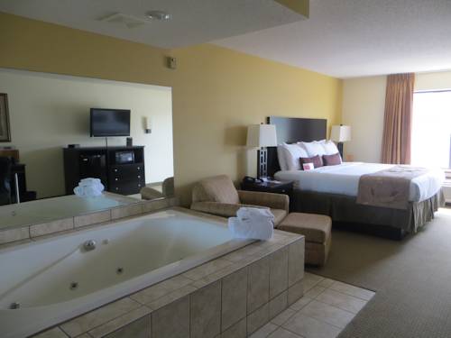 Imagen de la habitación del Hotel Ramada By Wyndham Wisconsin Dells. Foto 11