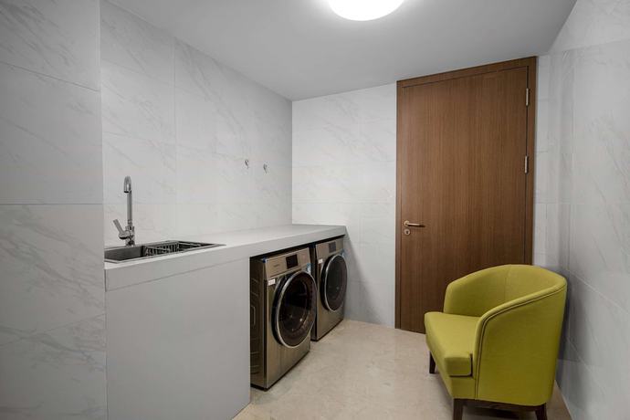 Imagen de los interiores del Hotel Ramada By Wyndham Wuhan Jiangan. Foto 17