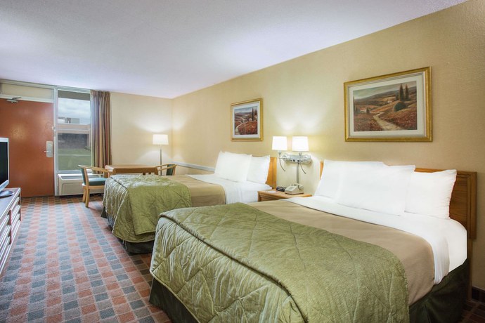 Imagen de la habitación del Hotel Ramada By Wyndham Wytheville. Foto 10