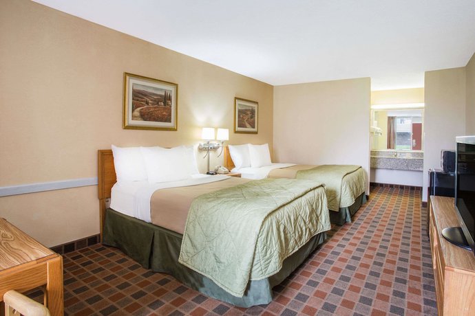 Imagen de la habitación del Hotel Ramada By Wyndham Wytheville. Foto 11