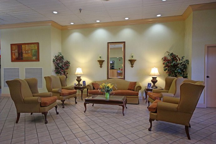 Imagen de los interiores del Hotel Ramada By Wyndham Wytheville. Foto 20