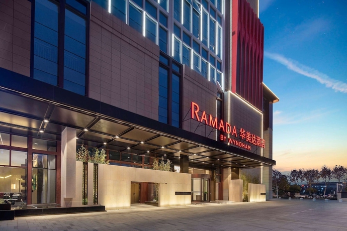 Imagen general del Hotel Ramada By Wyndham Xiangyang Xiangcheng. Foto 1