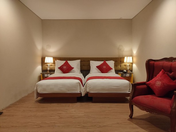 Imagen de la habitación del Hotel Ramada By Wyndham Yogyakarta. Foto 8