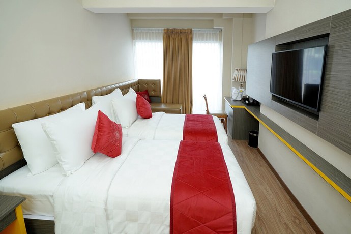 Imagen de la habitación del Hotel Ramada By Wyndham Yogyakarta. Foto 9