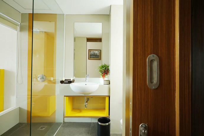 Imagen de la habitación del Hotel Ramada By Wyndham Yogyakarta. Foto 11