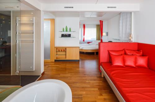 Imagen de la habitación del Hotel Ramada Du Parc Baden. Foto 18