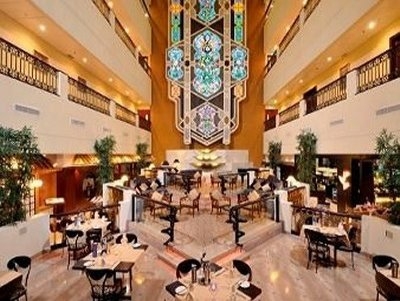 Imagen de la piscina del Hotel Ramada Dubai. Foto 7