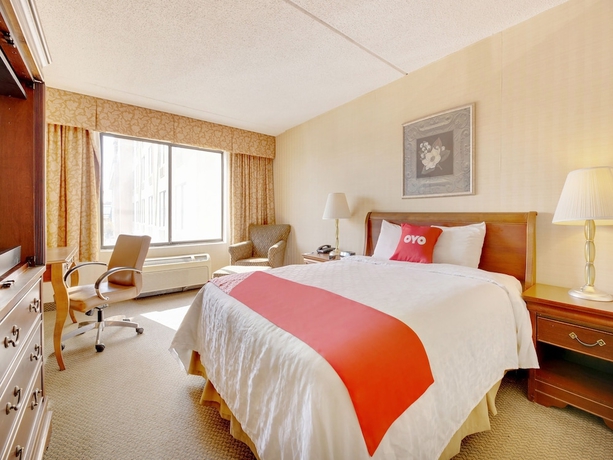 Imagen de la habitación del Hotel Ramada East Hanover. Foto 3