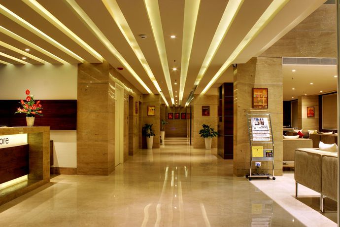 Imagen de los interiores del Hotel Ramada Encore By Wyndham Bangalore Domlur. Foto 15