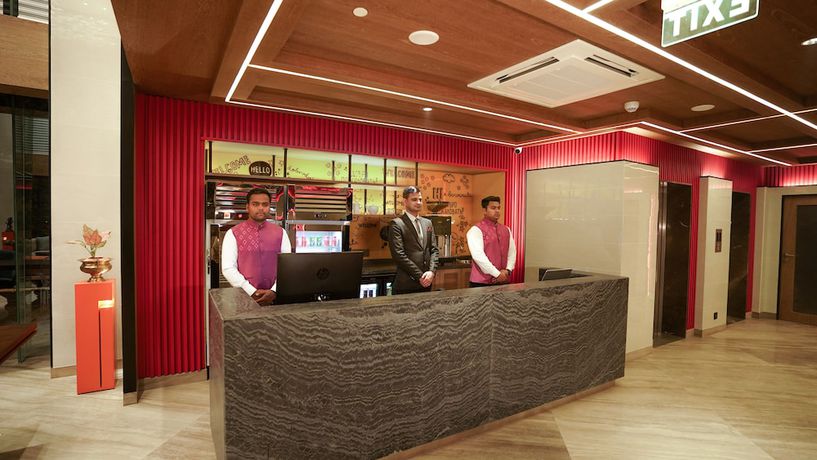Imagen de los interiores del Hotel Ramada Encore By Wyndham Bareilly Civil Lines. Foto 20