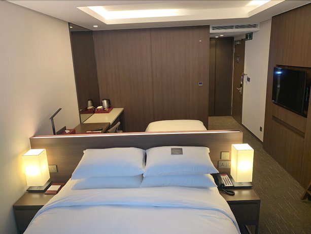 Imagen de la habitación del Hotel Ramada Encore By Wyndham Busan Station. Foto 2