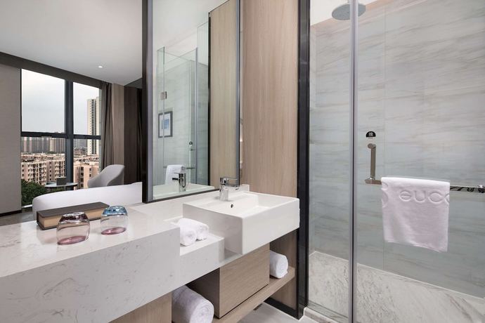 Imagen de la habitación del Hotel Ramada Encore By Wyndham Dongguan East. Foto 10