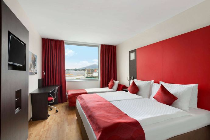 Imagen de la habitación del Hotel Ramada Encore By Wyndham Geneva. Foto 5