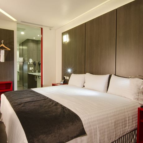 Imagen de la habitación del Hotel Ramada Encore By Wyndham Guadalajara Sur. Foto 9