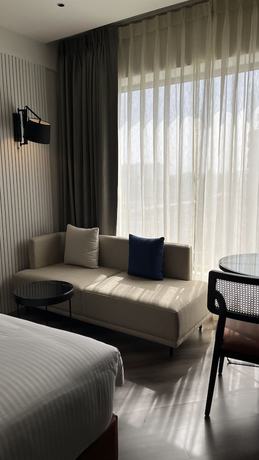 Imagen de la habitación del Hotel Ramada Encore By Wyndham Indore Nipania. Foto 16