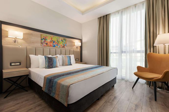 Imagen de la habitación del Hotel Ramada Encore By Wyndham Istanbul Basin Express. Foto 4