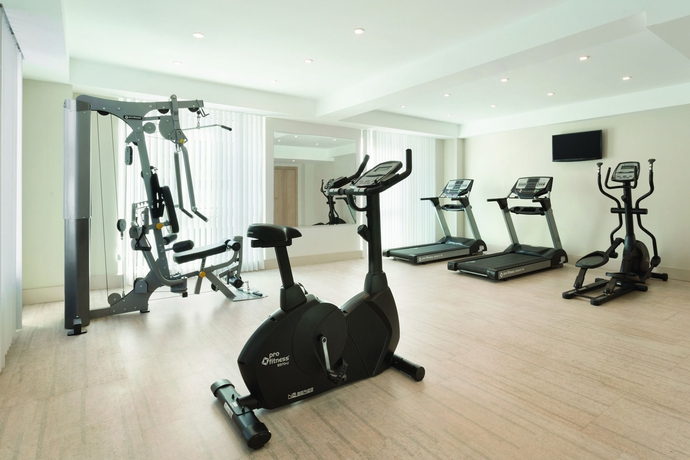 Imagen de los interiores del Hotel Ramada Encore By Wyndham Istanbul Bayrampasa. Foto 13